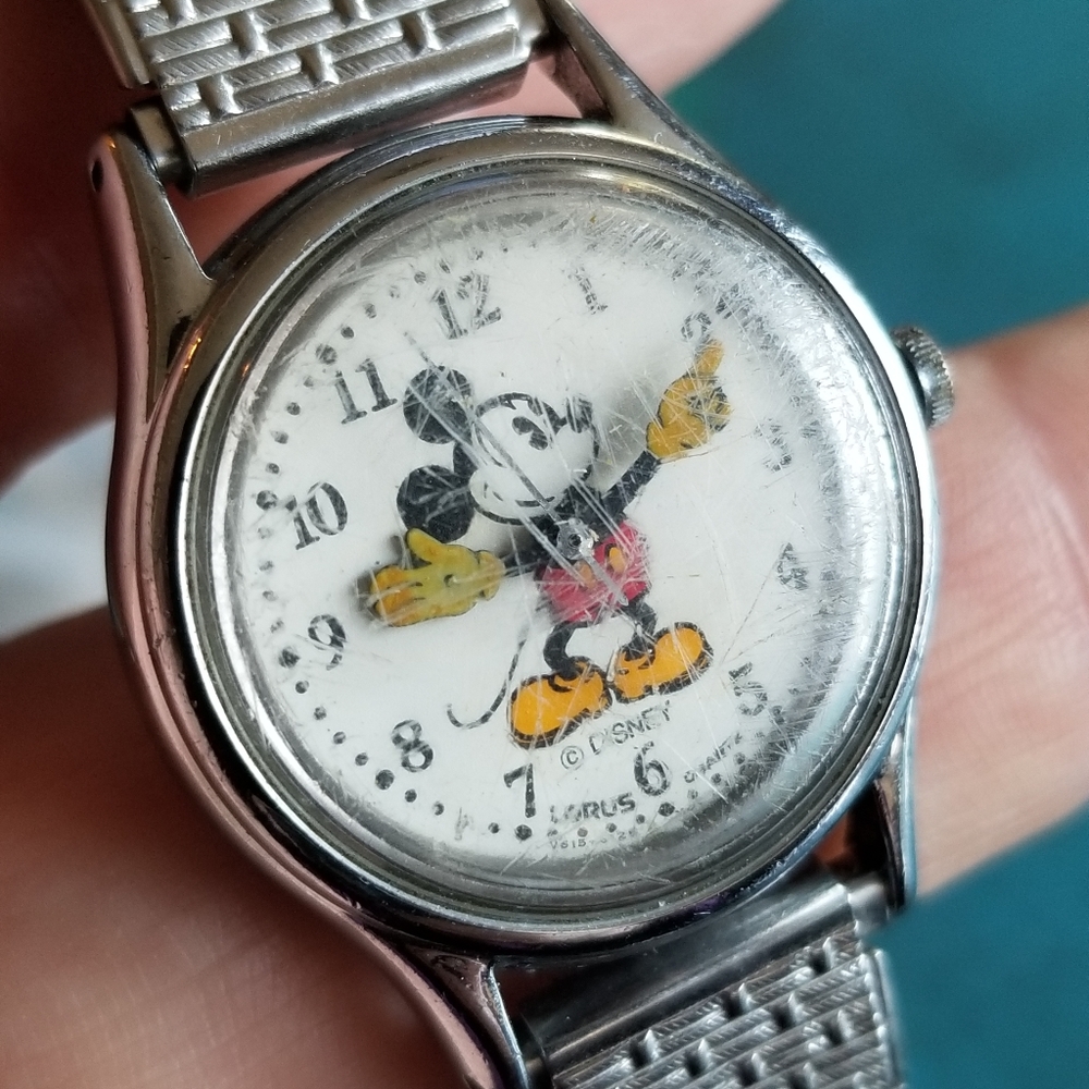 Vintage Mickey Mouse wristwatch Lorus Disney ladies silver tone quartz - Picture 7 of 15